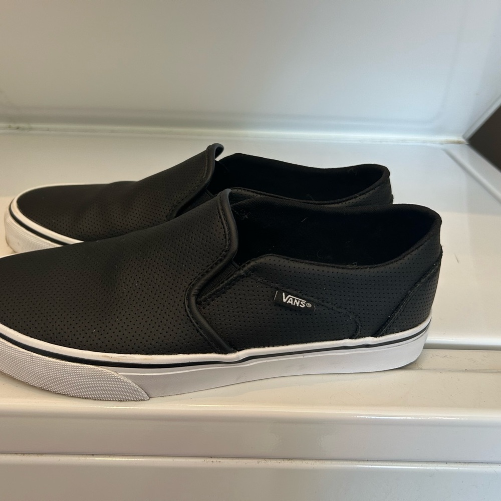 Vans Women’s 9.5 Perf Leather Black Slip-On Shoes